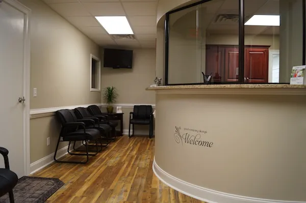 Photo of Patient seating and Receptionist Desk for Statesboro Oral Surgery