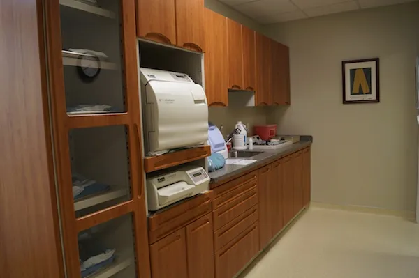 Photo of Statesboro Oral Surgery sterilization work area